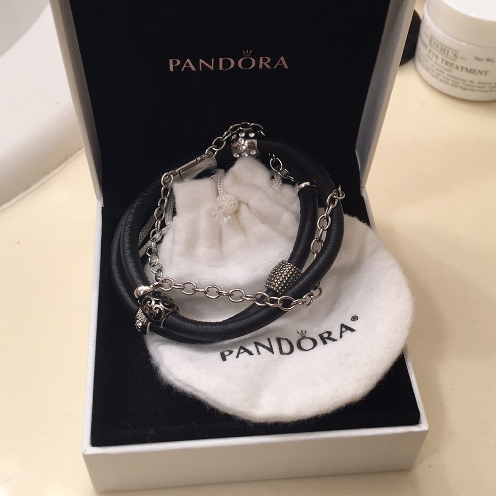 Braclet with pandora box