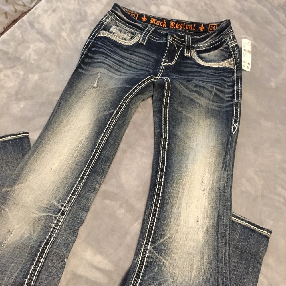 Women’s Rock Revival jeans