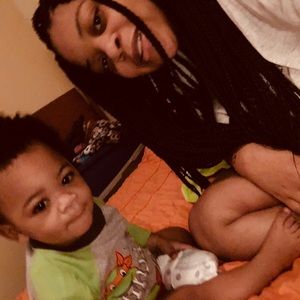 Meet your Posher, Deonna