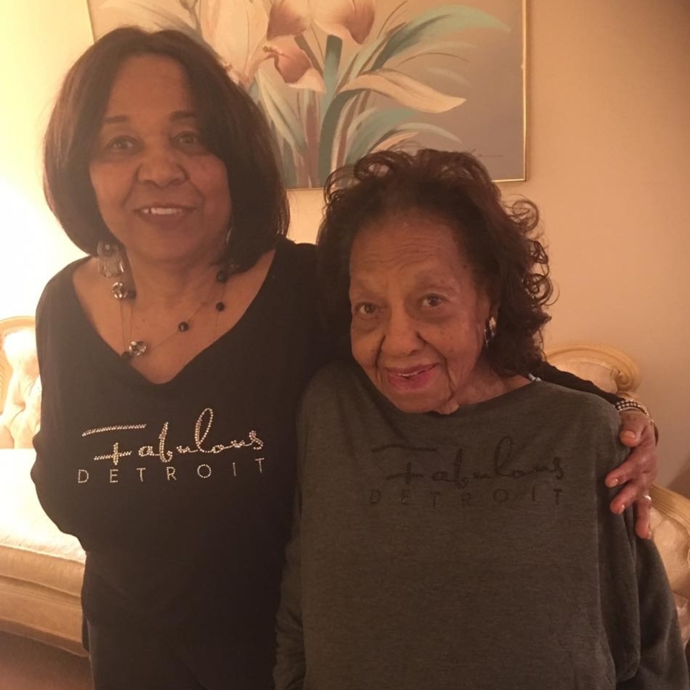 Meet your Posher, Laura