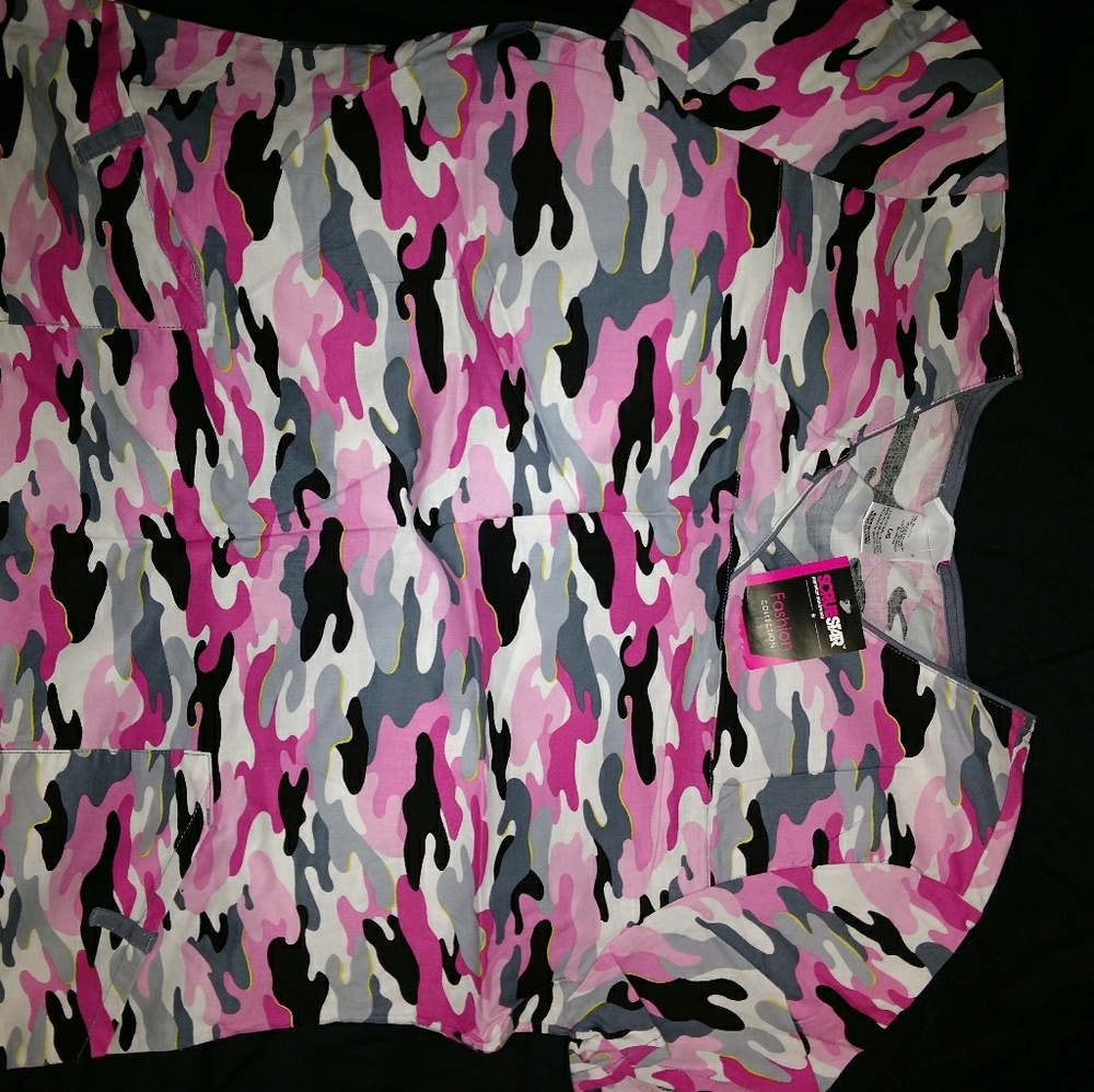 Scrub top