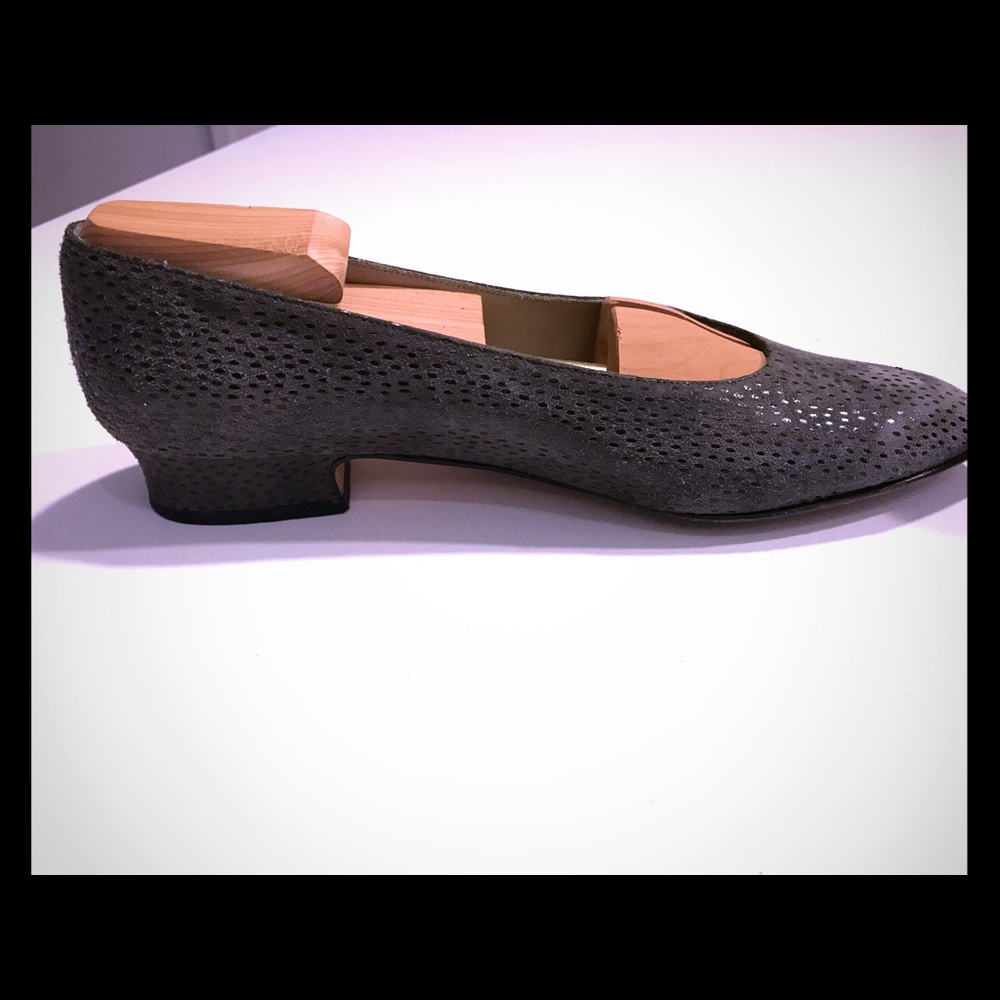 Salvatore Ferragamo must have suede flats