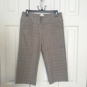 Brown Plaid Capris
