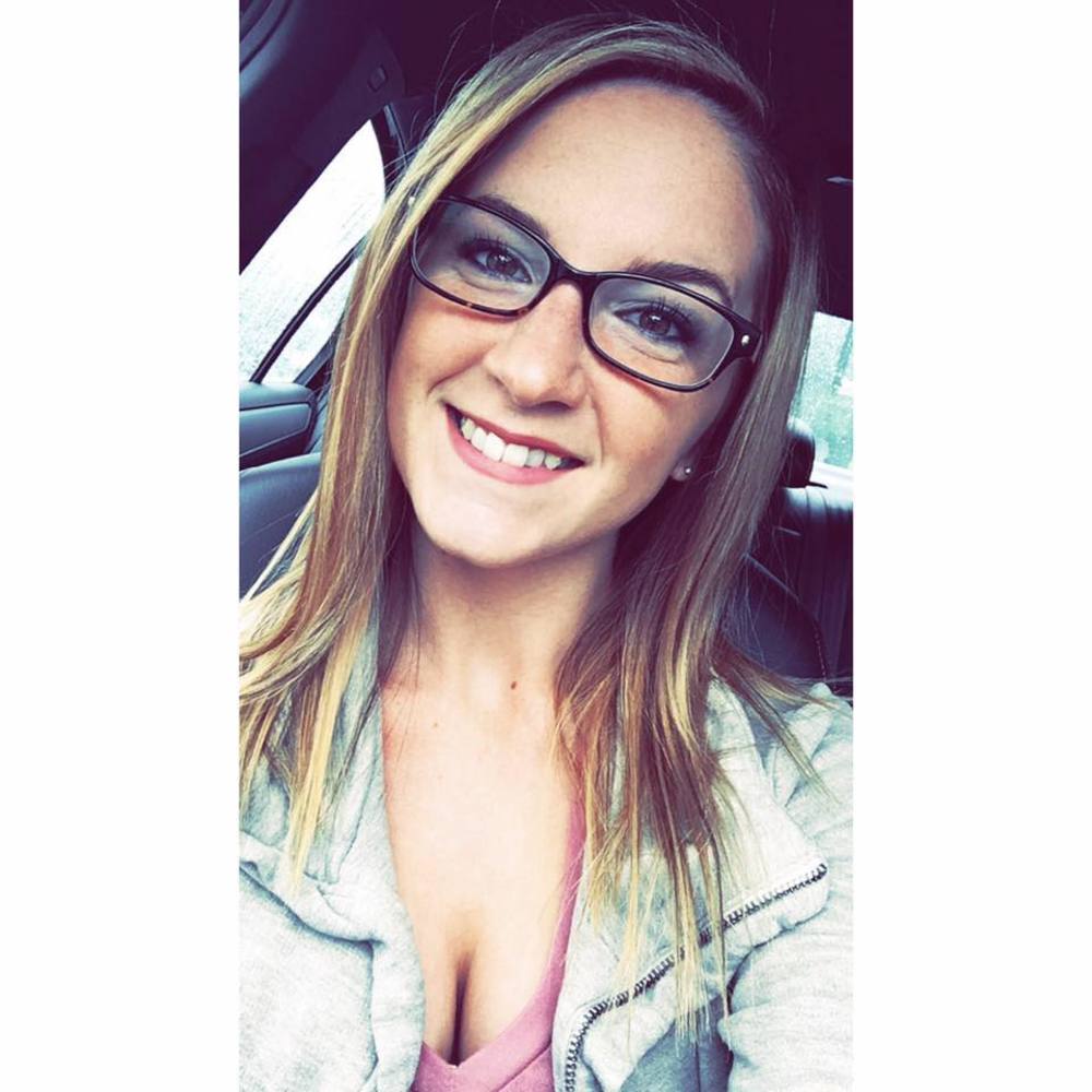 Meet your Posher, Hannah