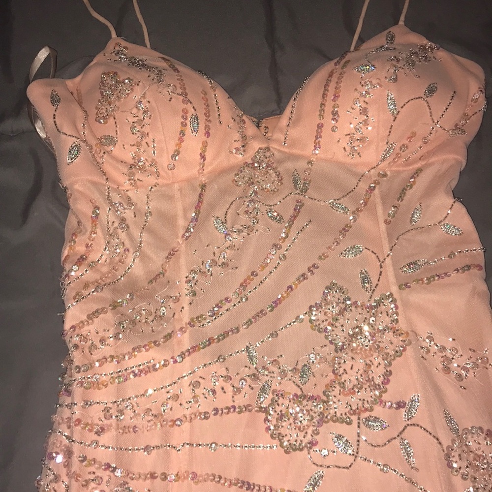 prom dress( willing to take reasonable offers)