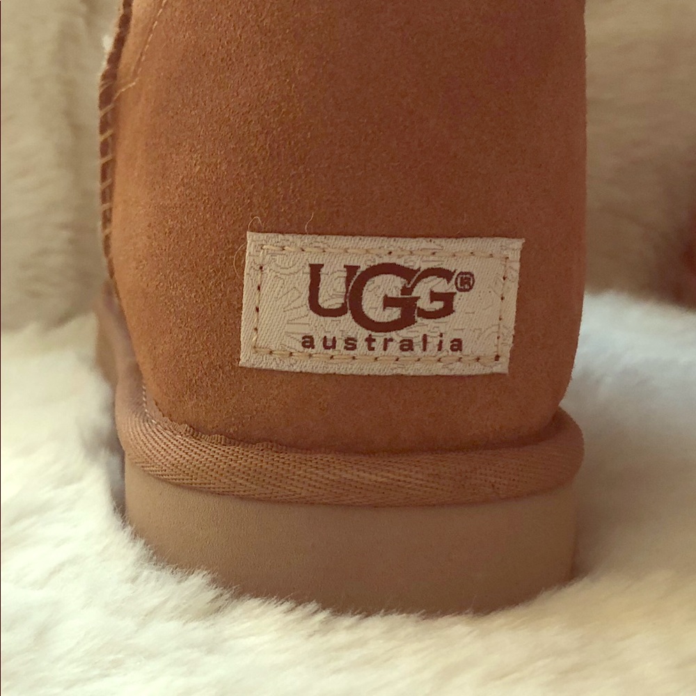 UGG OVER THE KNEE CHESTNUT BAILEY BUTTON SZ 9 NIB