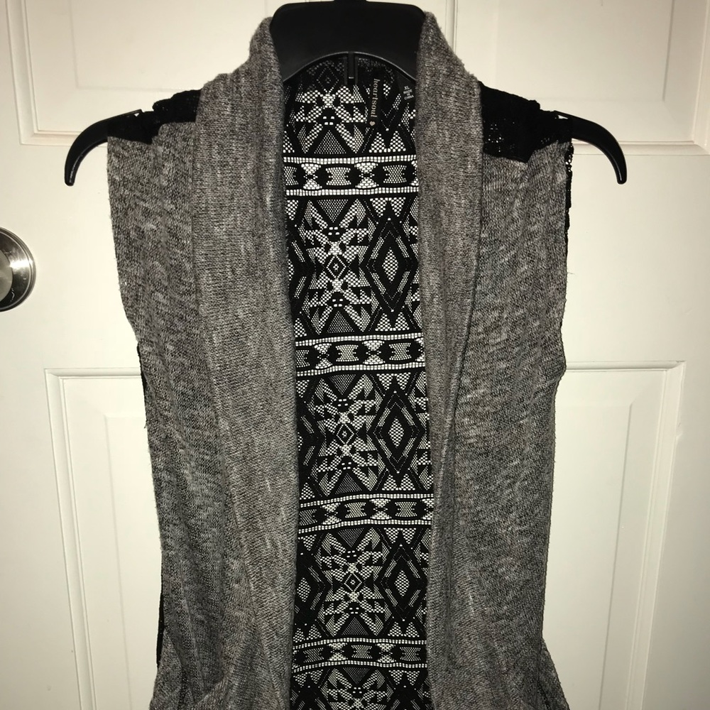 Short sleeve cardigan