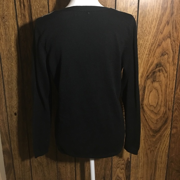 Women’s Argyle Sweater - Picture 2 of 2