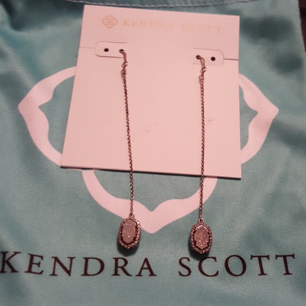 Brand new Kendra Scott dangles.