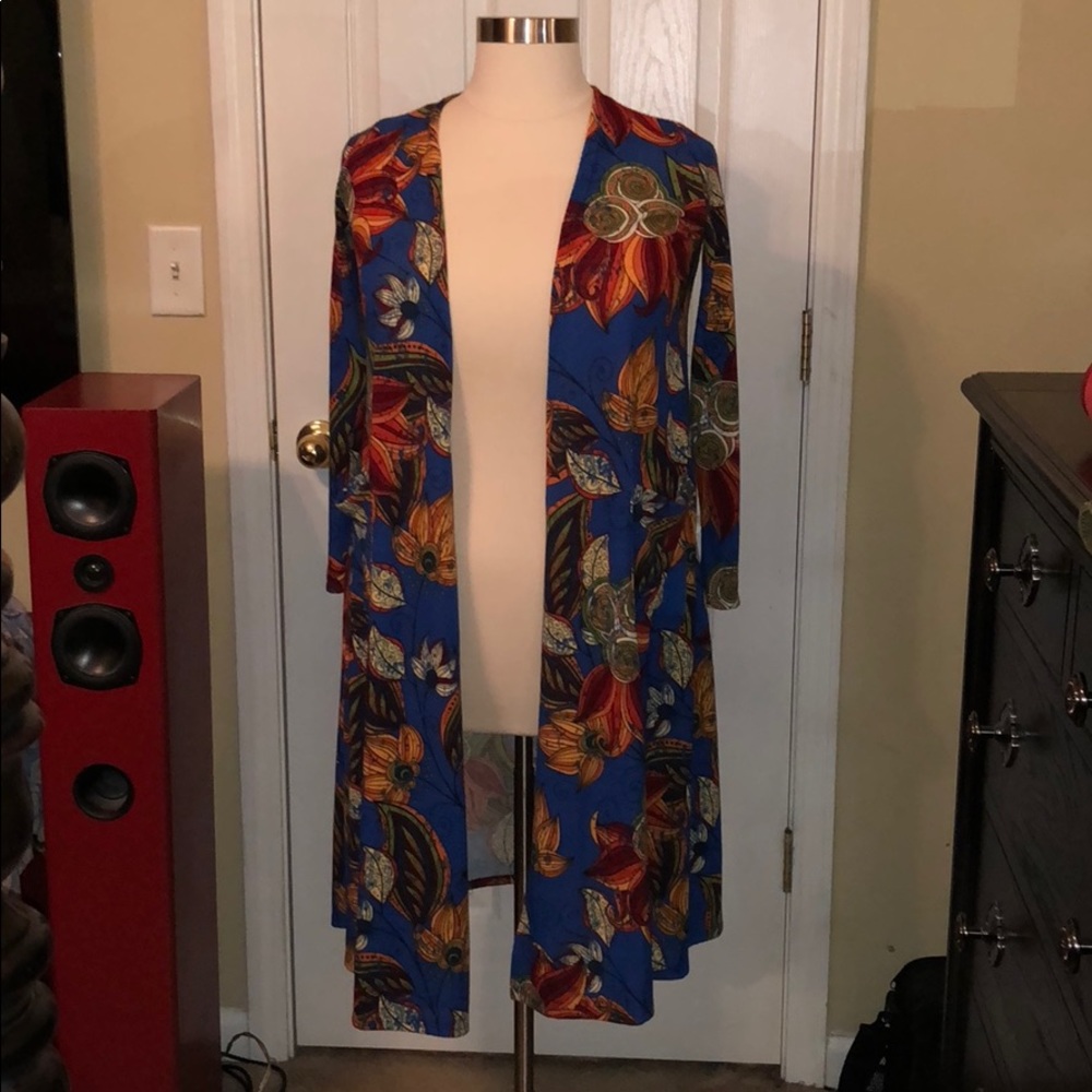 LulaRoe Sarah size S
