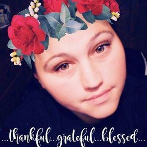 Meet your Posher, Taina