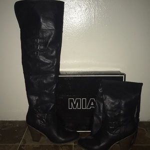 Over the knee leather boots