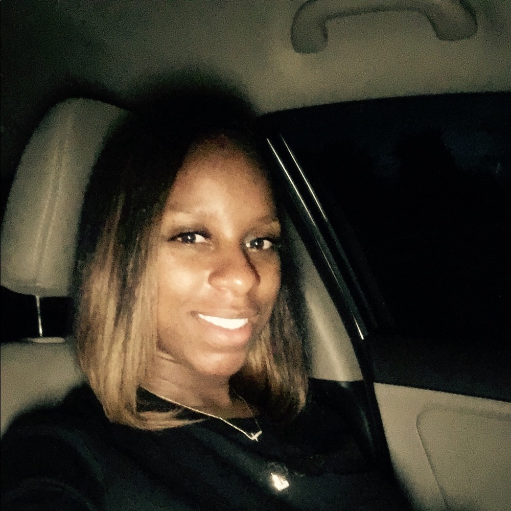 Meet your Posher, Delissa