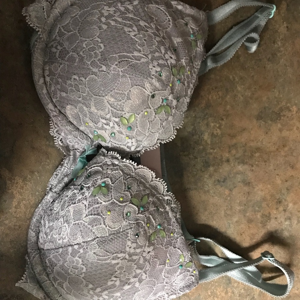 Victoria Secret Bra