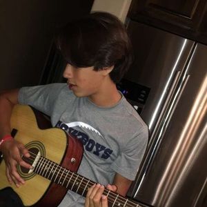 Meet your Posher, Jonathan