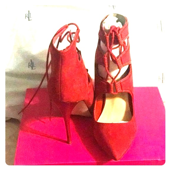 Shoedazzle red shoes - Picture 1 of 1
