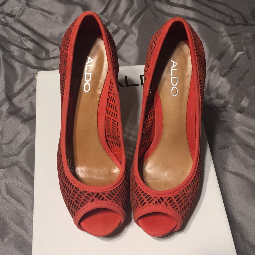 Aldo sz38 Coral Heels