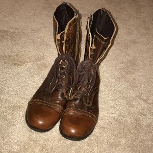 STEVE MADDEN TROOPA COMBAT BOOTS