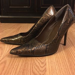 Snake Print Pointed Toe Heels