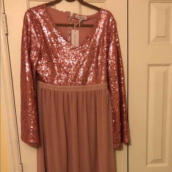 Pink sequin maxi dress - Picture 2 of 3