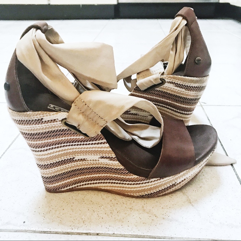 UGG Jules platform sandals