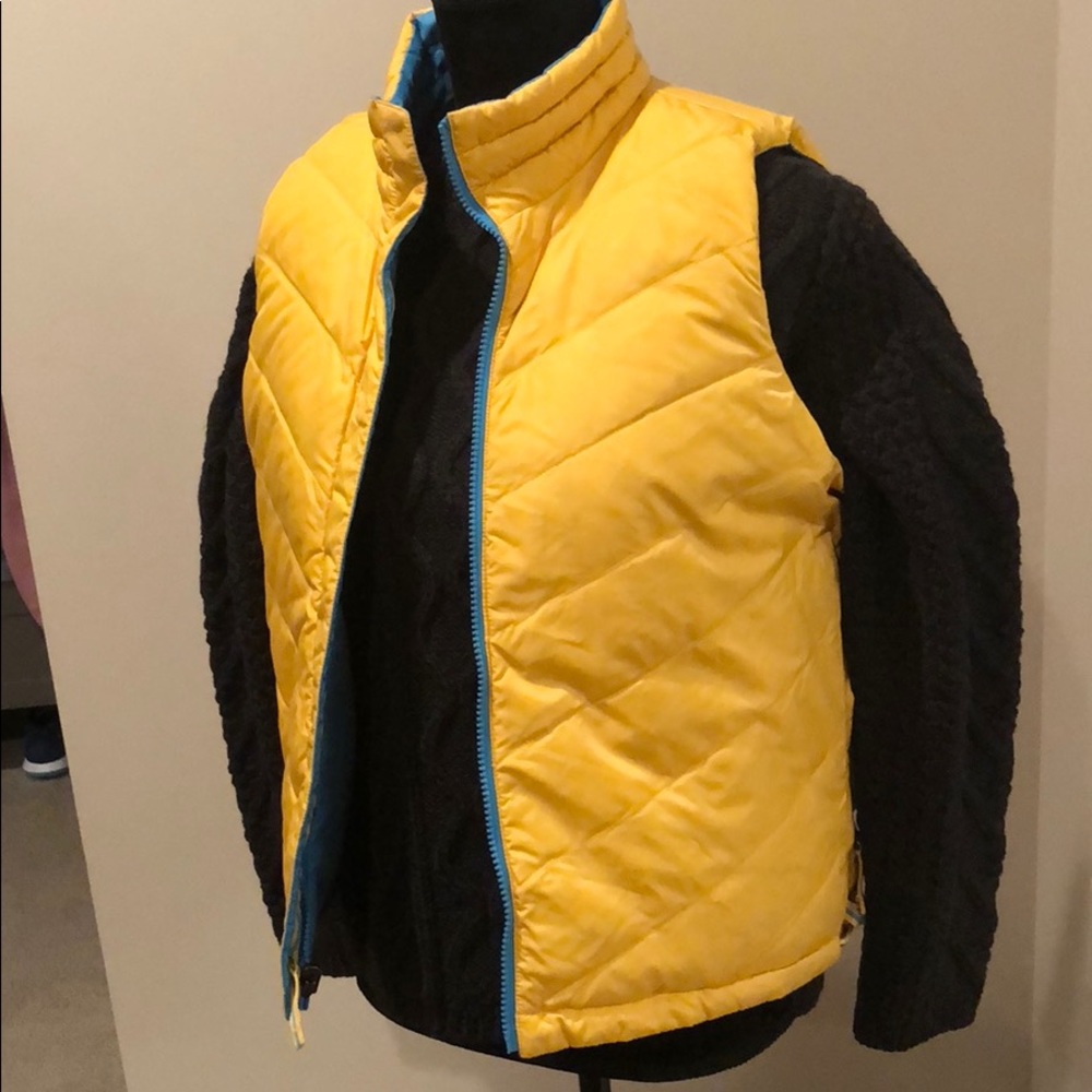 Sky blue and mustard reversible vest, super fun!