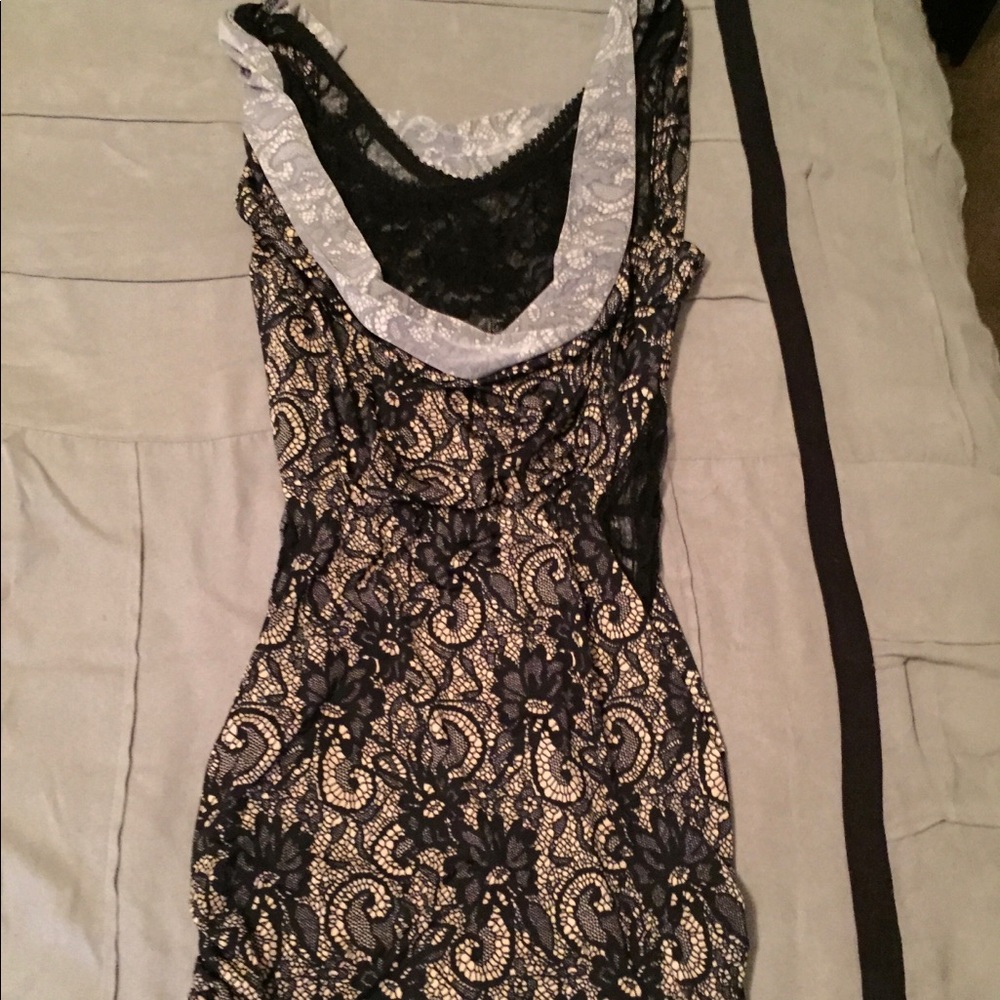 NWT black and white lace and floral design dress