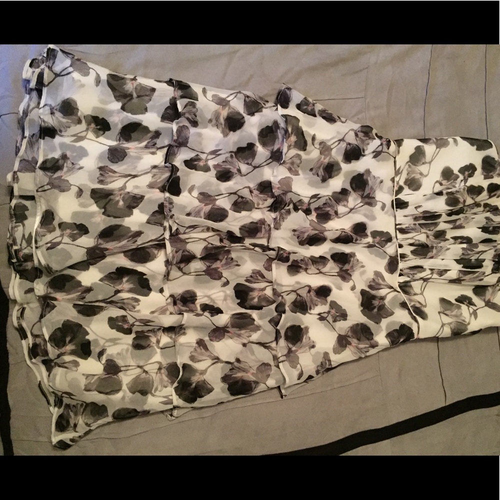 White House Black Market Floral Dress size 2