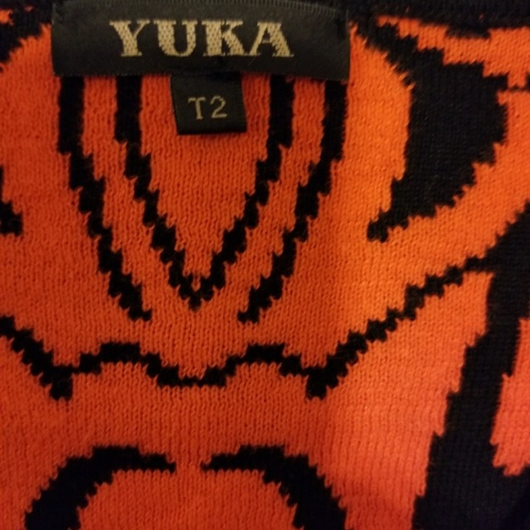 Sweater - Picture 3 of 3