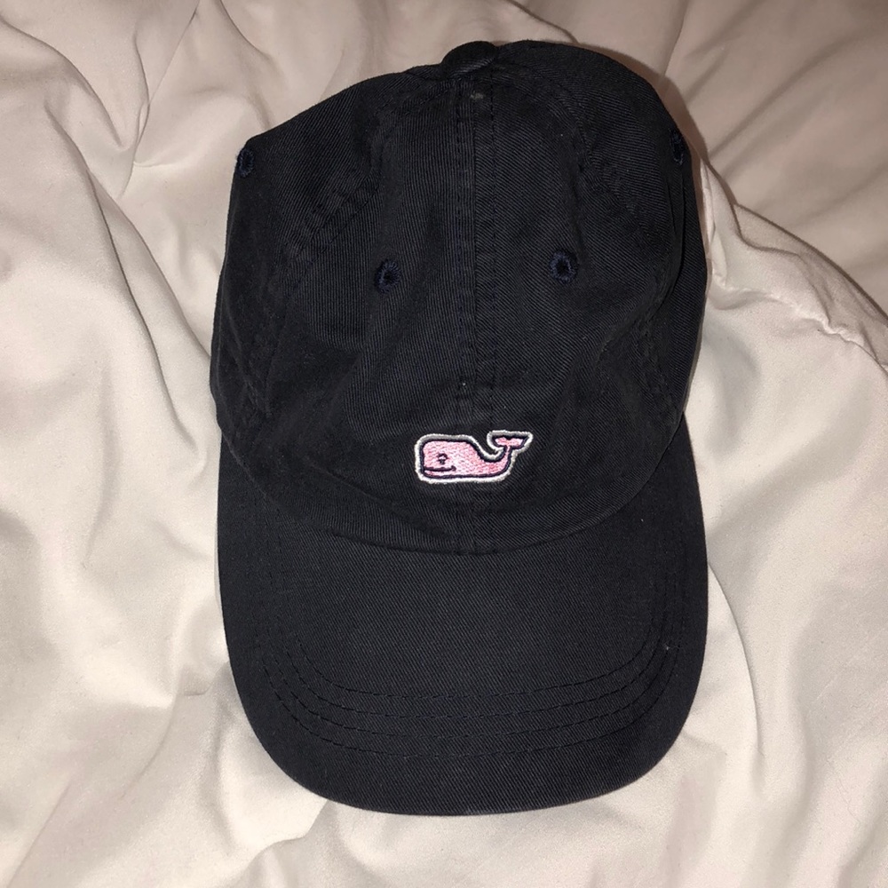 NWOT Navy Vineyard Vines Hat