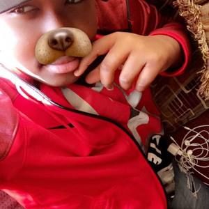 Meet your Posher, Carron