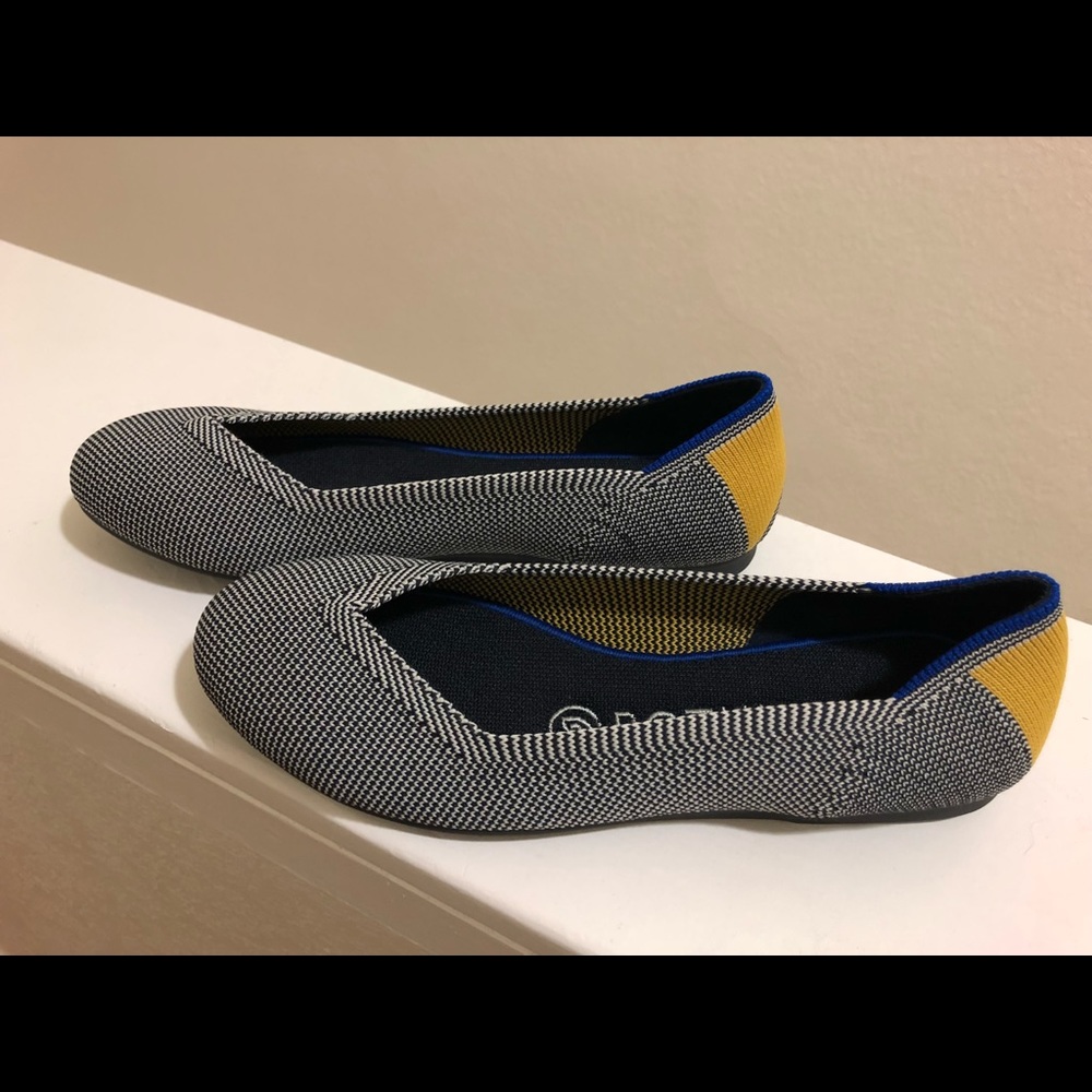 Never Worn Rothy’s - Shale Ribbon Stripe