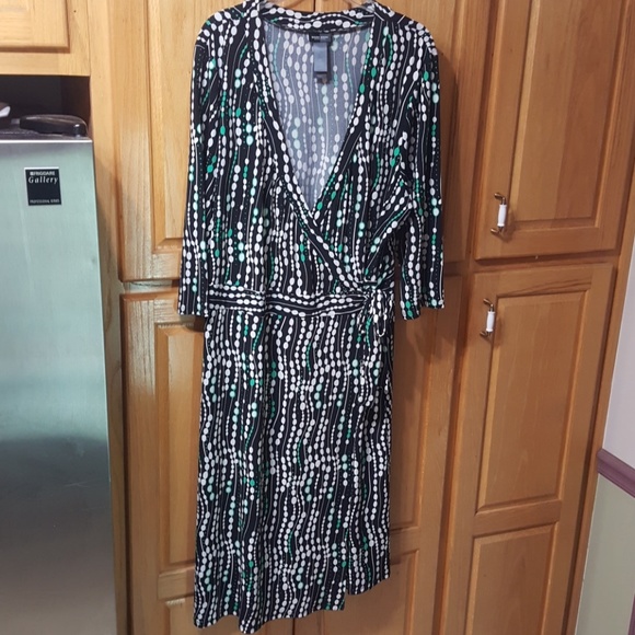wrap dress size 22