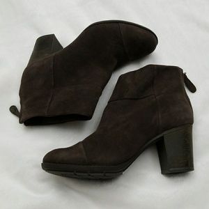 Clark's short winter booties