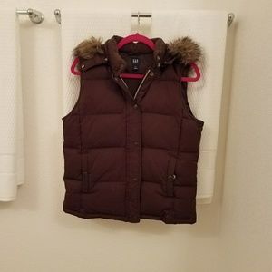GAP vest