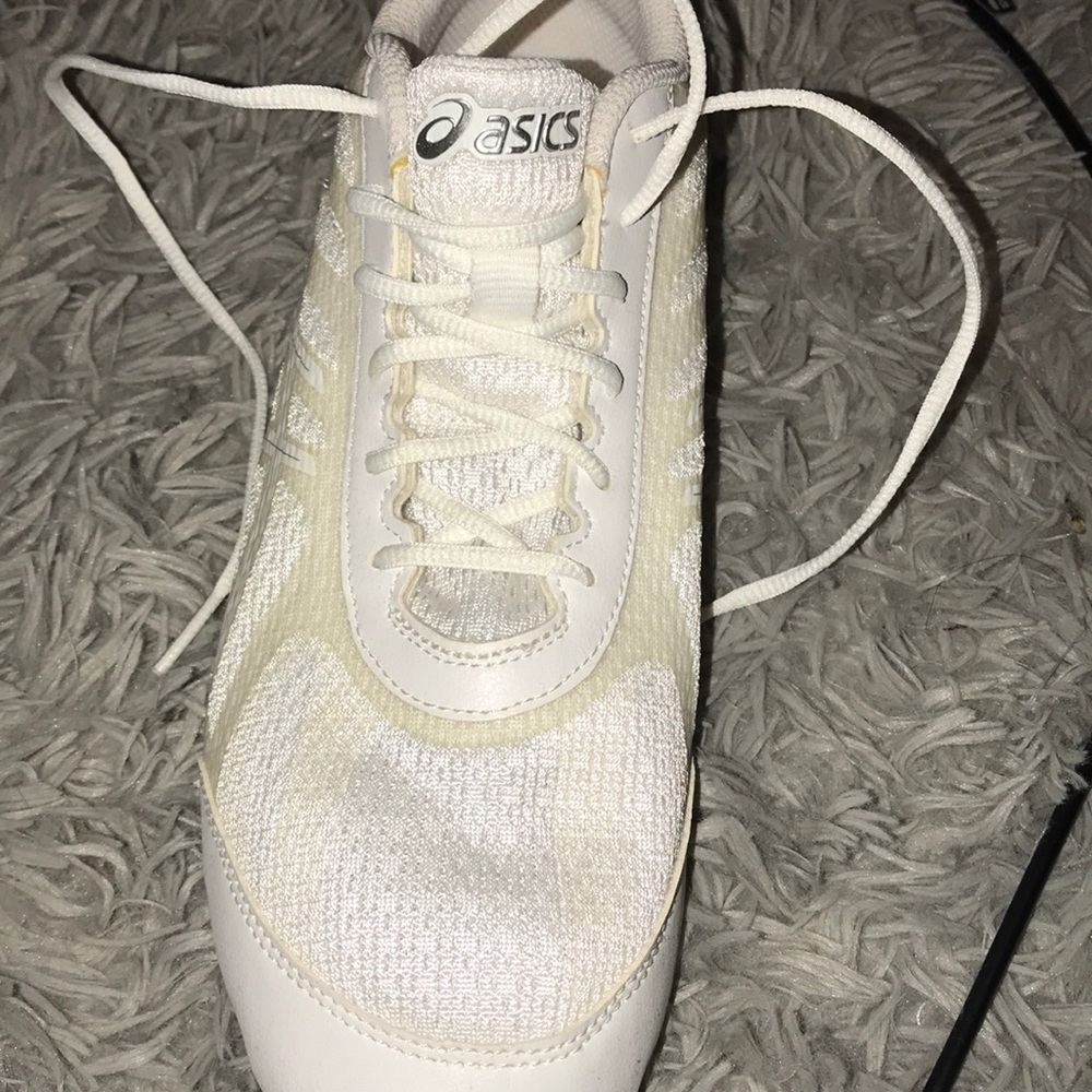 ASICS cheerleading shoes, never worn size 8.5
