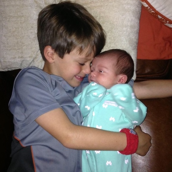 Meet your Posher, Sara - Picture 1 of 1