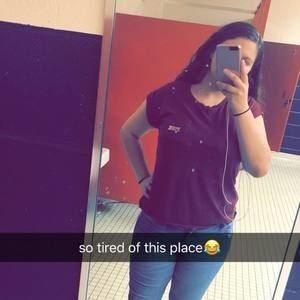 Meet your Posher, Cierra