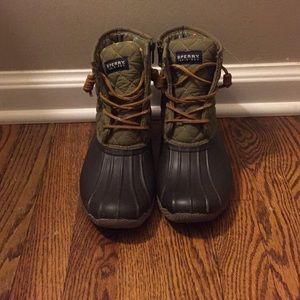 Sperry duck boots