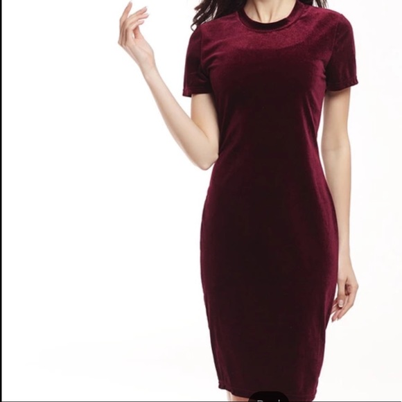 🎉HP🎉 RED WINE VELVET DRESS - Picture 6 of 10