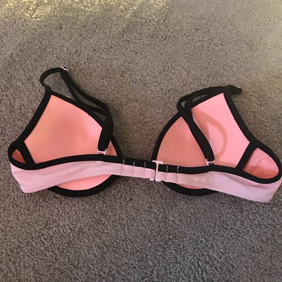 Victoria secrect swimsuit - Picture 2 of 2