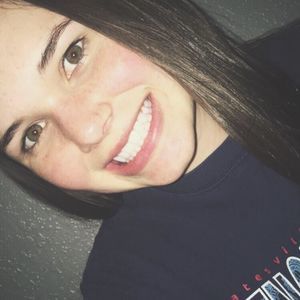 Meet your Posher, Hallie