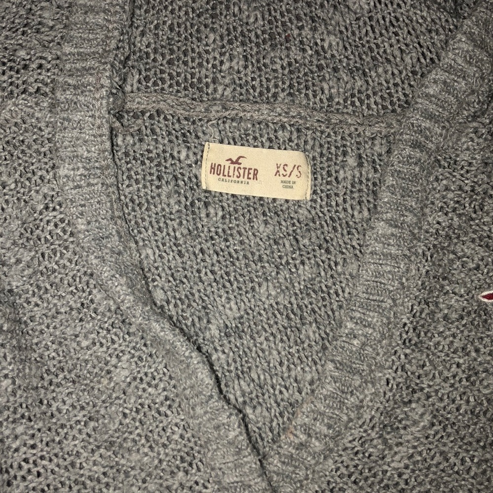 Hollister sweater