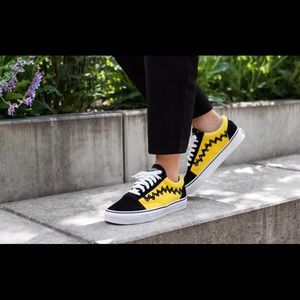 Vans Old Skool Peanuts Charlie Brown Skate Shoe