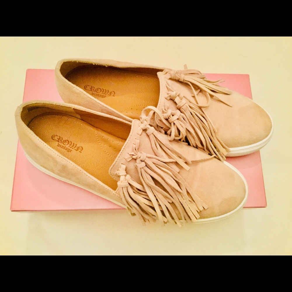 Crown Vintage FERN Round Toe Leather Loafers