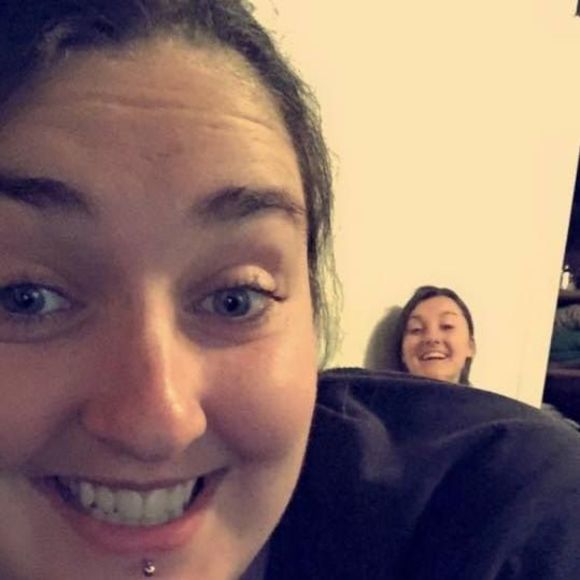 Meet your Posher, Alix - Picture 1 of 1