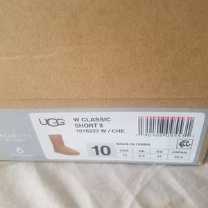BRAND NEW TREADLITE BY UGG