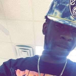 Meet your Posher, Dontrell