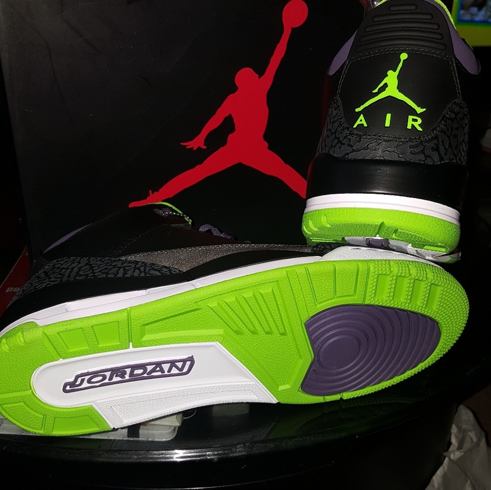 AIR JORDAN 3 RETRO (JOKER) - Picture 4 of 6