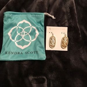 Never Worn Kendra Scott Earrings